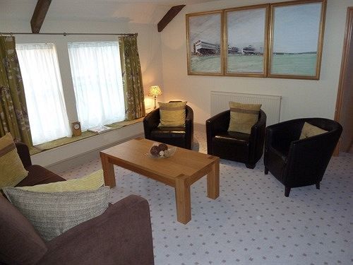 The Highworth Hotel Swindon